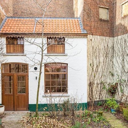 Carriage House In Quiet Ecological Garden Villa Antwerp Exterior photo