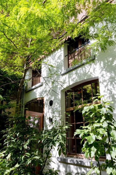 Carriage House In Quiet Ecological Garden Villa Antwerp Exterior photo