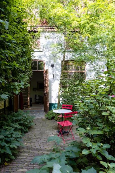 Carriage House In Quiet Ecological Garden Villa Antwerp Exterior photo